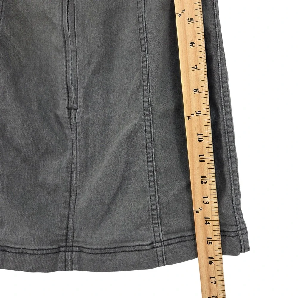 Free People Gray Denim Mini Skirt Size 4 Zip‎ Up Boho Grunge